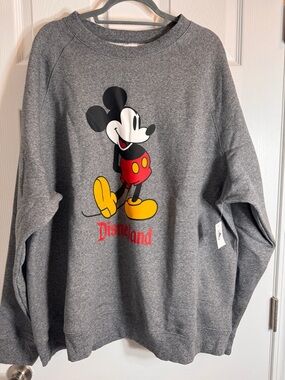 NWT Disney Parks Disneyland Classic Mickey Mouse Gray Crewneck 3XL